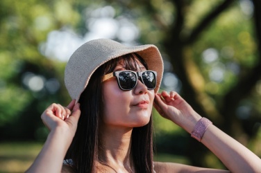 Logotrade Geschäftsgeschenke das Foto: Sonnenbrille aus Bambus und RCS recyceltem Kunststoff