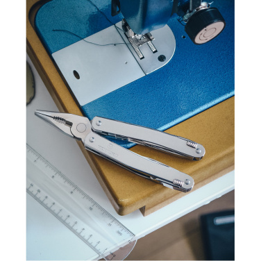 Logotrade Werbegeschenke das Foto: SwissTool Spirit X - 25 Werkzeuge Victorinox