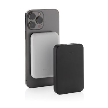 Logotrade Werbegeschenke das Foto: Stellar 5.000mAh 5W magnetische Powerbank aus RCS rec. ABS