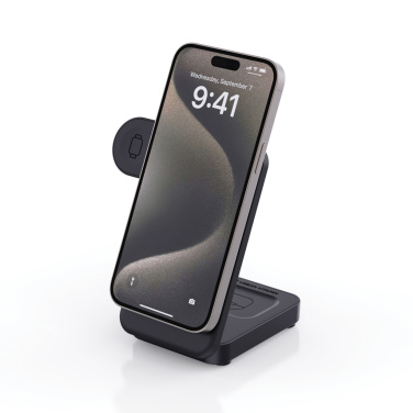 Logotrade Werbegeschenke das Foto: Urban Vitamin Arcadia 15W 3in1 Magnet-Charger aus RCS rABS