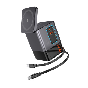 Logotrade Firmengeschenke das Foto: Urban Vitamin Sacramento 105W GaN Charger mit einz. Kabeln