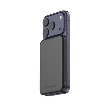 Logotrade Werbegeschenke das Foto: Urban Vitamin Pomona 5000mAh Qi2.2 25W magnetische Powerbank