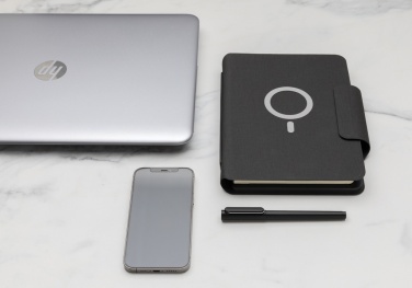 Logotrade promotional gift image of: Artic Magnetic 10W wireless charging A5 notebook