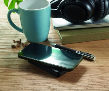 Logotrade promotional merchandise picture of: Foldable magnetic charger 15W
