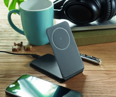 Logotrade promotional items photo of: Foldable magnetic charger 15W