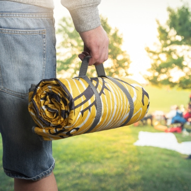 Logotrade promotional merchandise photo of: Foldable picnic blanket ALVERNIA Schwarzwolf