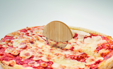Logotrade promotional gift picture of: Round bamboo pizza cutter