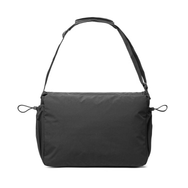 Logotrade advertising product picture of: KENTO URBAN RCS recycled nylon 15.6 inch Messenger
