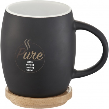 Logotrade firmakingituse foto: Kolde 400 ml keraamiline kruus puidust alusega
