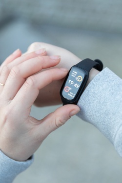 Logo trade reklaamkingi pilt: RCS-i taaskasutatud TPU aktiivsuskella 1,47-tolline ekraan koos HR-iga