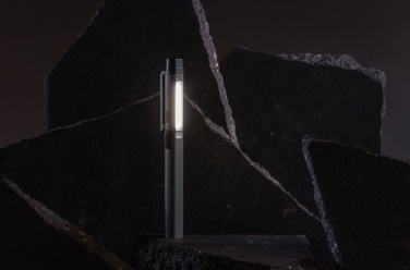 Logotrade ärikingituse foto: Gear X RCS taaskasutatud plastist USB laetav pliiatsivalgusti
