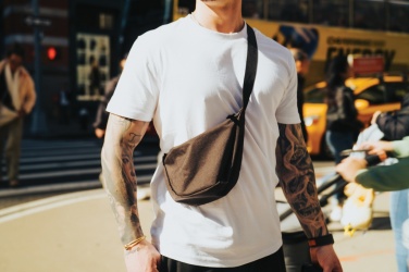 Logotrade ärikingi foto: Crescent AWARE™ RPET poolkuu kott