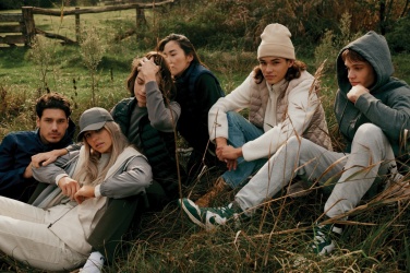 Logo trade ärikingi pilt: Iqoniq Meru naiste taaskasutatud polüestrist vest