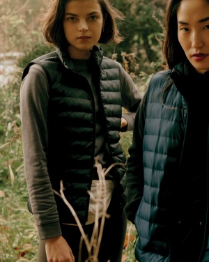 Logotrade firmakingid pilt: Iqoniq Meru naiste taaskasutatud polüestrist vest