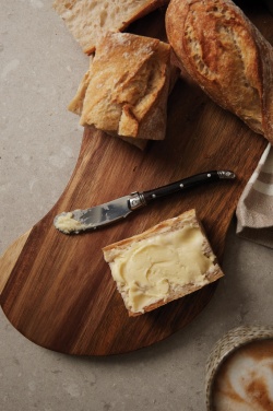 Logotrade ärikingi foto: VINGA Gigaro võinoad