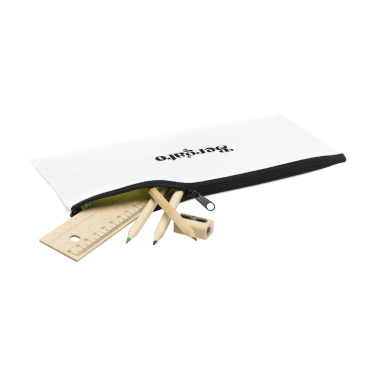 Logo trade firmakingituse pilt: MultiPouch pinal kirjutusvahenditele