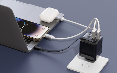 Logotrade ärikingitused pilt: Urban Vitamin Mendocino 65W GaN laadija sissetõmmatav kaabel