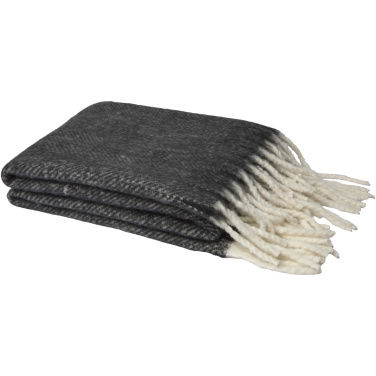 Logotrade firmakingitused pilt: Dolly kootud pleed-tekk
