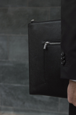 Logotrade reklaamtoote foto: VINGA Bermond RCS 16" sülearvuti ümbris