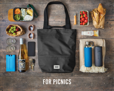 Logotrade reklaamtoote foto: Black+Blum 16L isoleeritud kandekott/jahutuskott