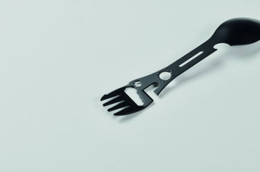 Logotrade ärikingituse foto: Roostevabast terasest multitööriist