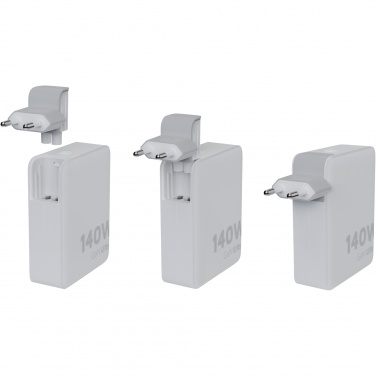 Logotrade liikelahja mainoslahja kuva: Xtorm XVC2140 GaNUltra 140 W matkalaturi 240 W USB-C PD -kaapelilla