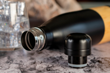 Logotrade mainoslahjat kuva: Ruostumaton teräspullo KOBE 750 ml