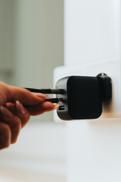 Logotrade liikelahja mainoslahja kuva: Urban Vitamin Santa Cruz RCS 70W GAN laturi