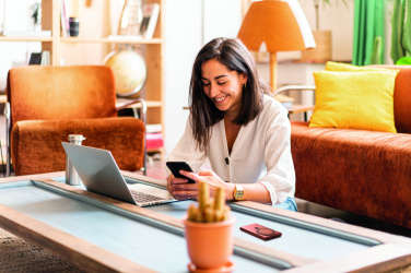 Logotrade mainoslahjat kuva: Langattoman laturin virtapankki