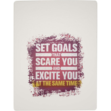 Logotrade liikelahja tuotekuva: Clast A4-kokoinen kirjoitusalusta magneettisulkijalla ja RCS-kierrätetyllä kuulakärkikynällä (musta muste)