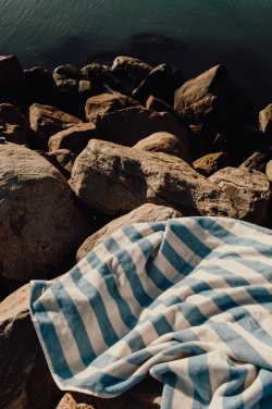 Logotrade liikelahjat kuva: VINGA Lagoa GRS -ranta­pyyhe