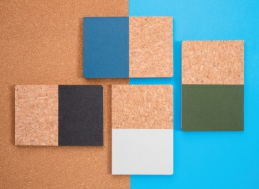 Logotrade ziemassvētku dāvanas foto: A5 korķa un kraft piezīmju grāmatiņa