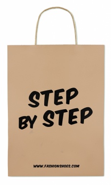 Logotrade Ideja dāvanas foto: Dāvanu papīra maisiņš, liels 150 gr/m²