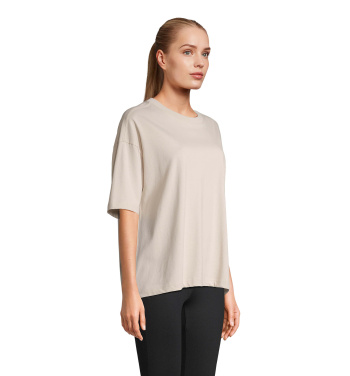 Logotrade ziemassvētku dāvanas foto: BOXY WOMEN OVERSIZE T-KREKLS