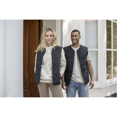 Logotrade dāvanas foto: Kvarca GRS pārstrādāta unisex stepēta ķermeņa sildītāja
