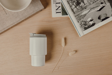 Logotrade dāvanas foto: VINGA Nagano RCS krūze līdzņemšanai 350 ml