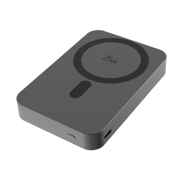 Logotrade biznesa dāvanas foto: Quantum RCS īpaši ātra 10 000 mAh magnētiska 25 W pārnēsājamā baterija