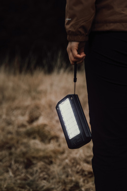 Logotrade ziemassvētku dāvanas foto: Nordic Drift Titan 10.000mAh saules enerģijas lādētājs ar 3 paneļiem