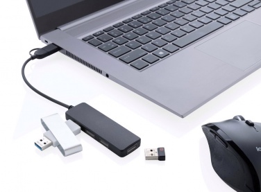 Лого трейд бизнес-подарки фото: USB-концентратор RCS из переработанного пластика с двумя входами
