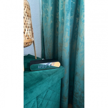 Логотрейд pекламные подарки картинка: Будильник и беспроводное зарядное устройство ADELAIDE