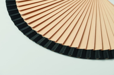 Лого трейд pекламные cувениры фото: Wooden hand fan