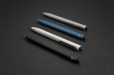 Logotrade profilreklam bild: Kymi penna med touch RCS återvunnen aluminium