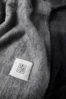 Logotrade presentreklam bild: Vinga Saletto wool blend pläd