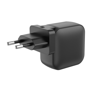 Logotrade reklamprodukter bild: Urban Vitamin Santa Cruz RCS rplast 70W GAN-laddare