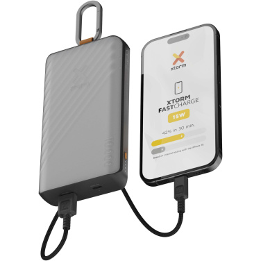 Logotrade presentreklam bild: Xtorm XG2S101 Go2 10 000 mAh 15 W solcellsdriven powerbank med belysning