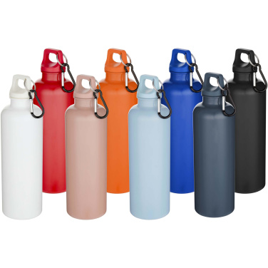 Logotrade kampanjprodukter bild: Oregon 750 ml vattenflaska av återvunnen RCS-plast med karbinhake