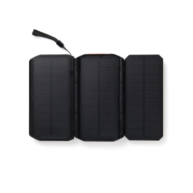 Logotrade kampanjprodukter bild: Nordic Drift Titan 10.000 mAh solcells-powerbank med 3 panel
